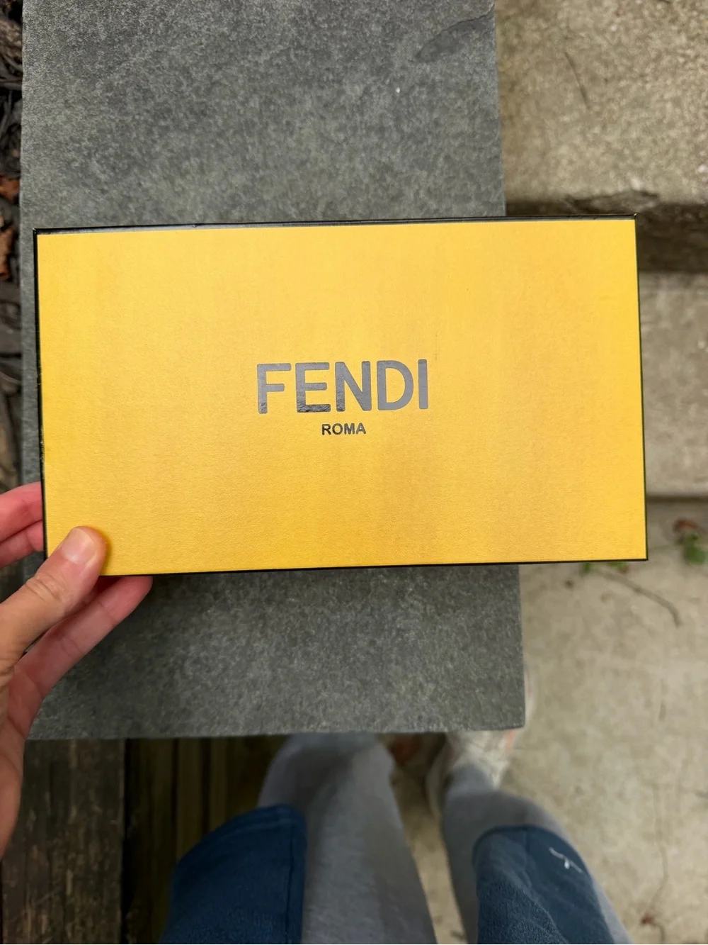 Stunning NEW Fendi FF Diamonds Oval Tortoiseshell Sunglasses with case and box!